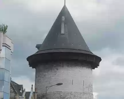 PXL053 Tour Jeanne d'Arc, donjon du Château de Rouen. Visite de Rouen et l'Armada 2013 proposée par Patrick - Merci.